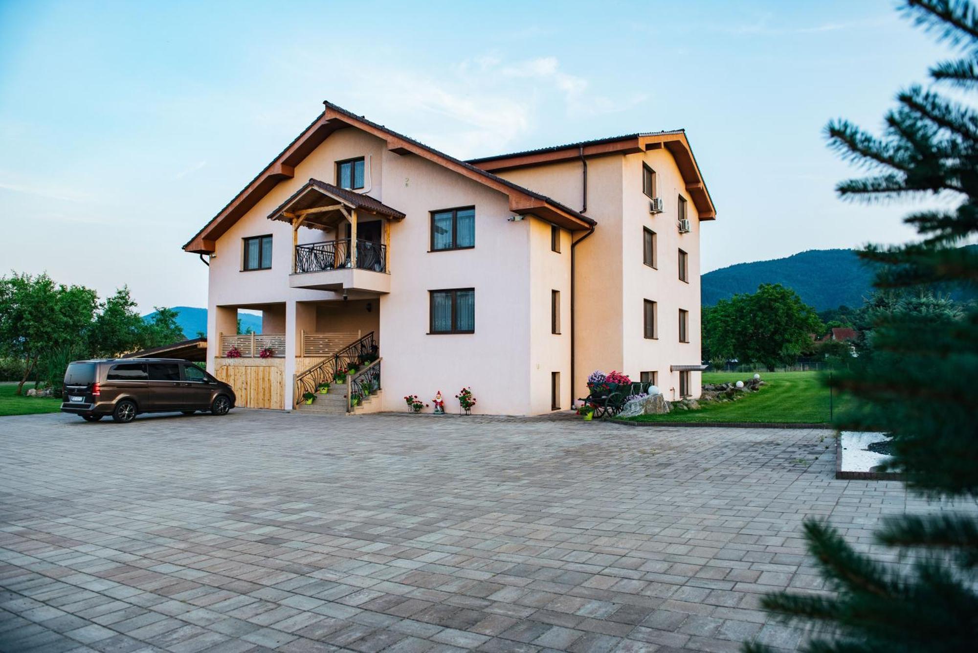 Rai Romanesc Saliste  Exterior photo